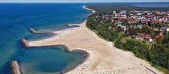 Summer House in Jarosławiec near Tropicana