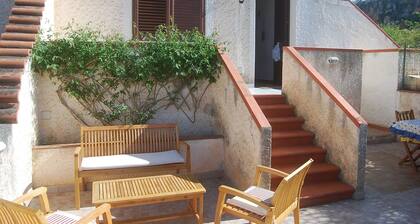 Rent cottage near the sea