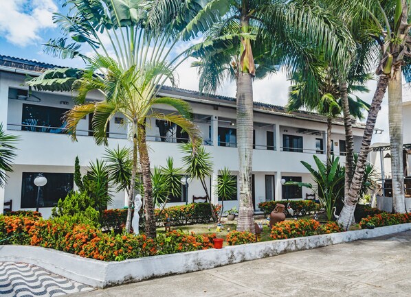 Fachada de la propiedad