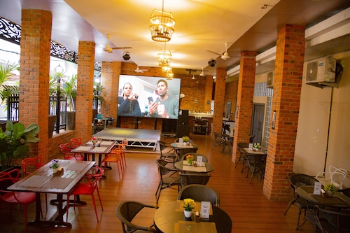 Gullivers Travel Hotel