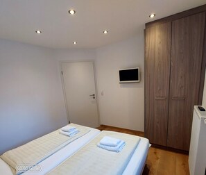 3 bedrooms, WiFi, bed sheets - Maisonette "haus an der Haslach" (Lenzkirch)