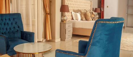 스탠다드룸, 발코니, 정원 전망 | 1 개의 침실, 각각 다른 스타일의 인테리어, 책상, 노트북 작업 공간