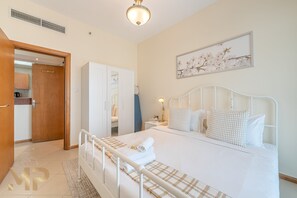 Design Apartment, Balcony, City View | 1 bedroom, individually furnished, free WiFi - Marco Polo - Spacious 1 BR with balcony in Dubai Marina (Dubai)