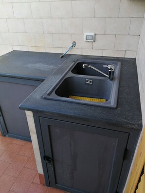 Doccia, asciugacapelli, bidet, asciugamani