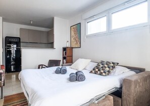 2 Schlafzimmer, Schreibtisch, Bügeleisen/Bügelbrett, kostenloses WLAN