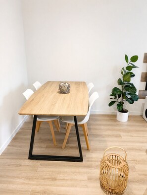Dining - Cosy Apartment Cannes (Le Cannet)
