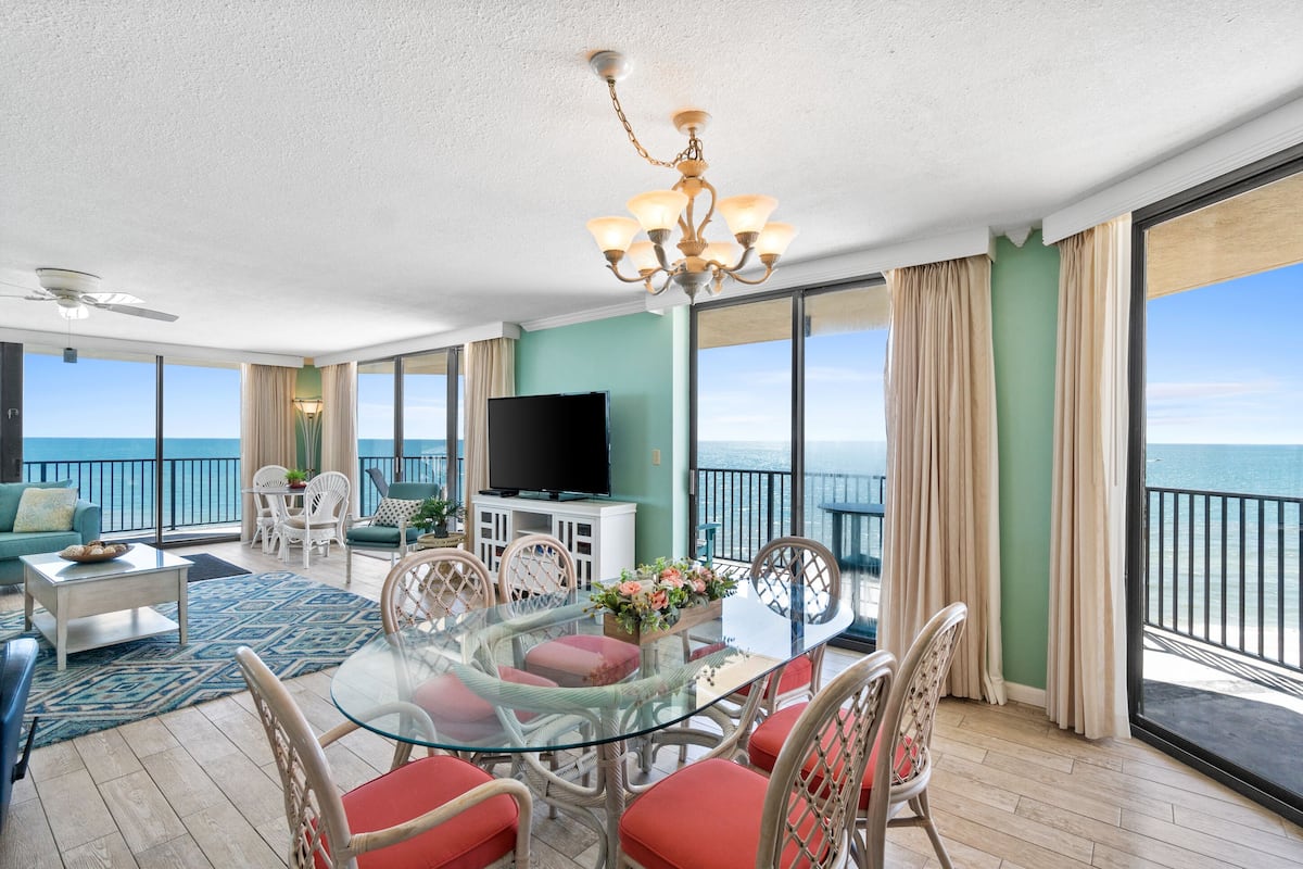 Appartement, 2 slaapkamers, uitzicht op oceaan (815C) | Dineren in de kamer