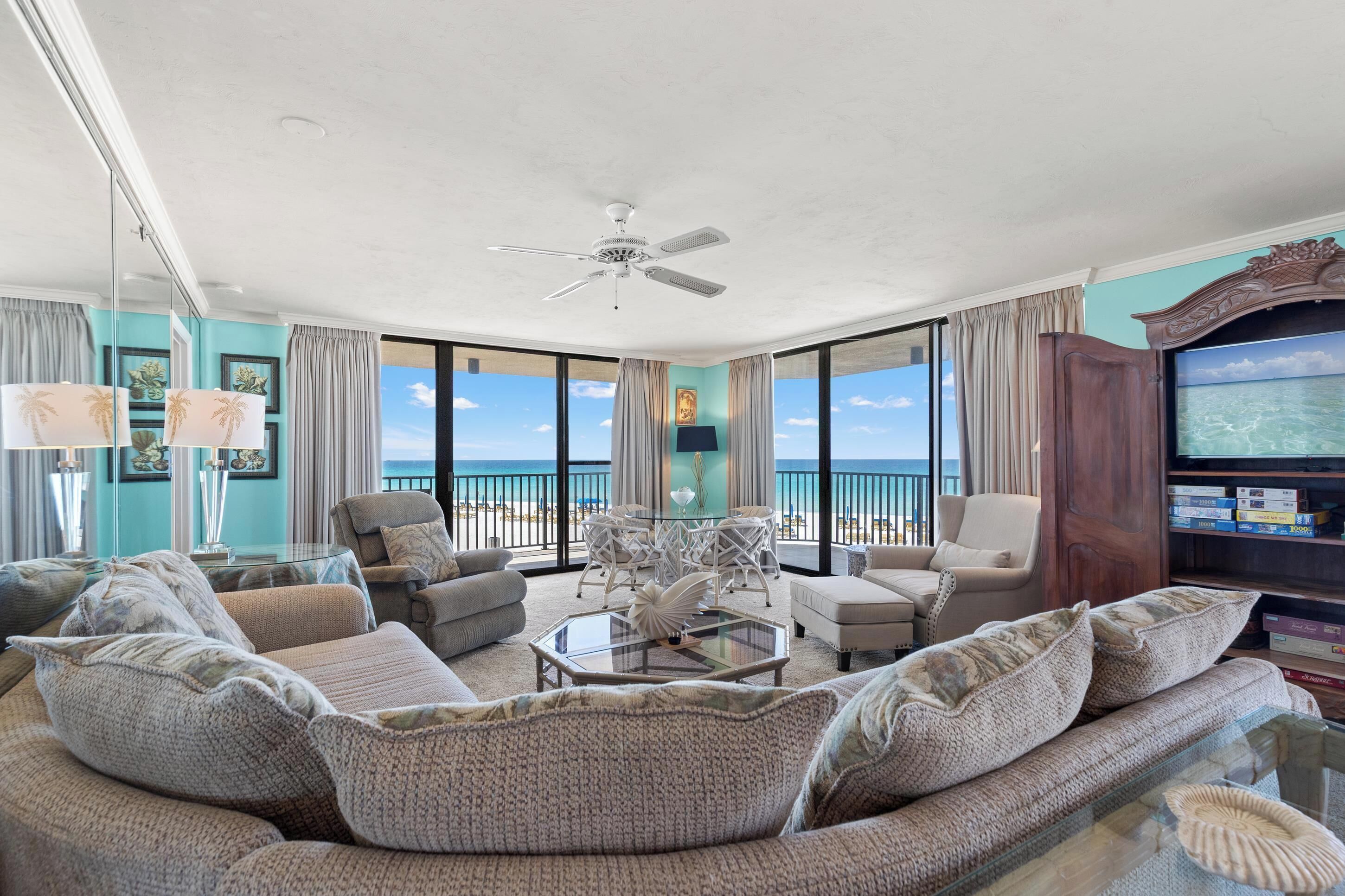 Huoneisto | Oleskelualue | Älytelevisio, Netflix, Hulu, suoratoistopalvelut