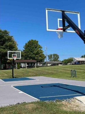 Sports court - The Winchester (Winchester)