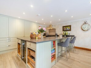 Opvaskemaskine, højstol