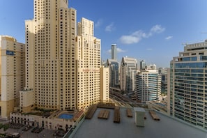 Apartment | 2 bedrooms - Stunning JBR Retreat w Partial Sea Marina Views (Dubai)