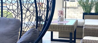 Villa M Apartment Red - Gemütliches 2-zimmerapartment mit Schöner Terrasse
