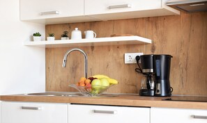 Horno, parrilla de estufa y lavavajillas 