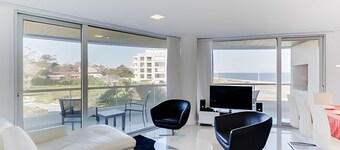 Oceana Suites Isabel