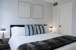 1 chambre, fer et planche à repasser, lit parapluie, Wi-Fi