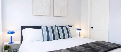 1 soverom, strykejern/-brett, reiseseng for barn og wi-fi