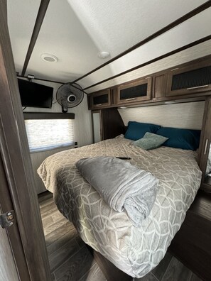 2 makuuhuonetta, ilmainen Wi-Fi, vuodevaatteet