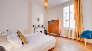 1 bedroom, iron/ironing board, free WiFi, bed sheets