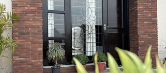 Cozy Boho retreat w/living room, terrace, balcony and private entrace.