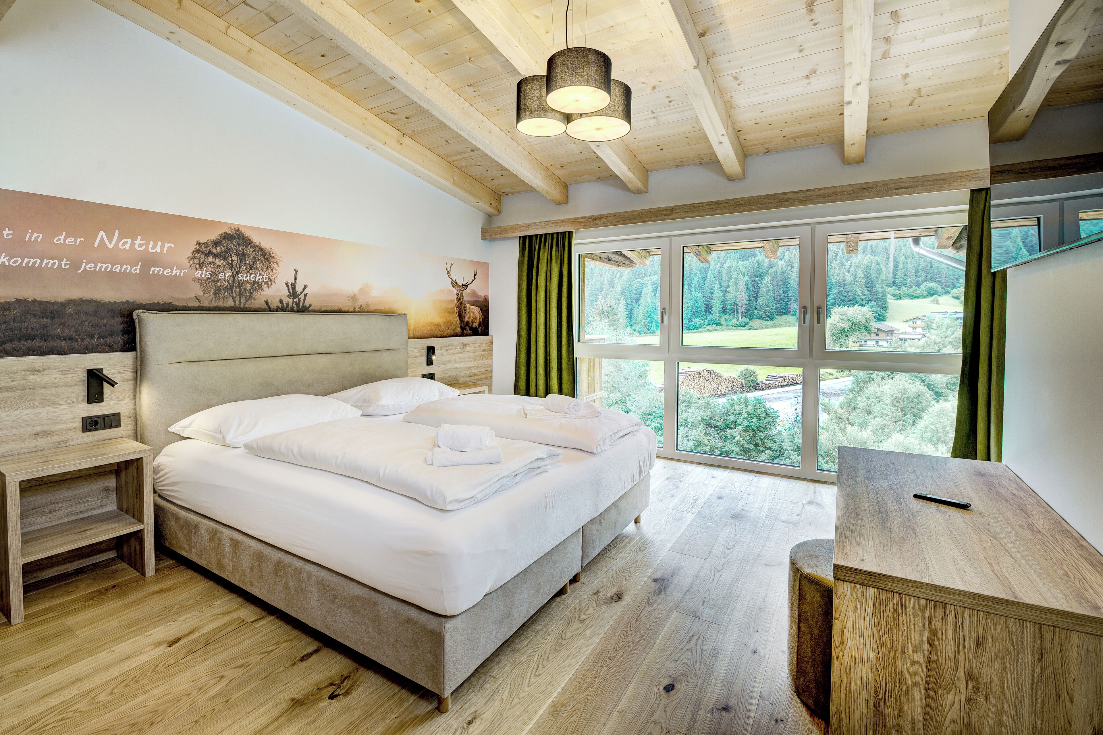 Free WiFi, bed sheets, wheelchair access