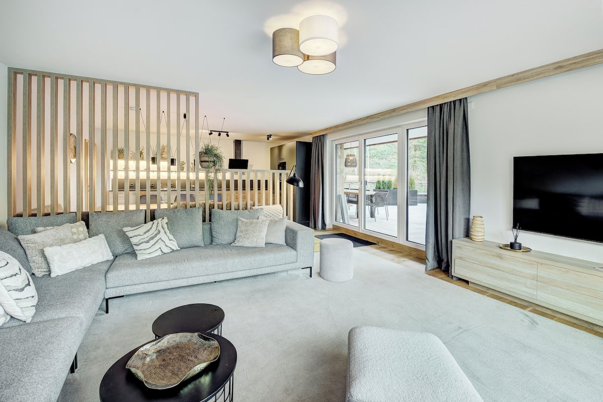 Comfort-lejlighed (Top 4) | Opholdsområde | Fladskærms-tv, gulvvarme