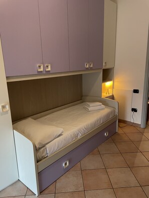 2 bedrooms, iron/ironing board, travel crib, WiFi - Burago Flat (Burago di Molgora)