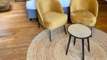 1 bedroom, iron/ironing board, travel cot, WiFi