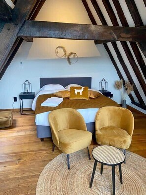 1 habitación, tabla de planchar con plancha, cuna de viaje y wifi 