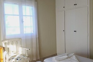 2 makuuhuonetta, vuodevaatteet