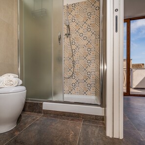 아파트, 흡연 | 2 개의 침실