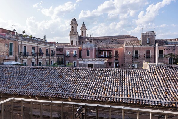 Panoramic Apartment | Terrace/patio - La Perla del Duomo by Wonderful Italy (Catania)