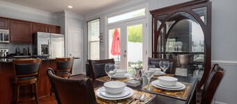 Luxury Chic Minimalist Townhouse