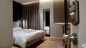 Unclassified image, 4 of 114, button - D-Rooms (Tirana)
