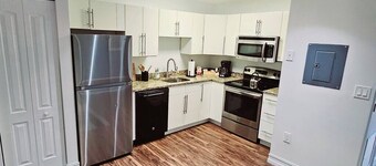 Walk to Everything From The Lofts Suite 402