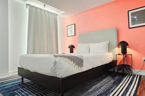 1 soverom, strykejern/-brett, reiseseng for barn og wi-fi