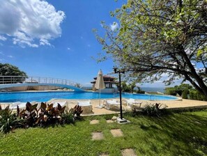 Pool - Apartment with Sea View (St.Vlas)