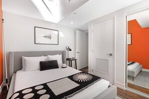 1 soverom, strykejern/-brett, wi-fi og sengetøy