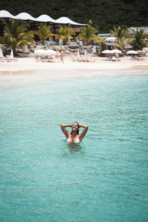 附近有私人海灘、白沙