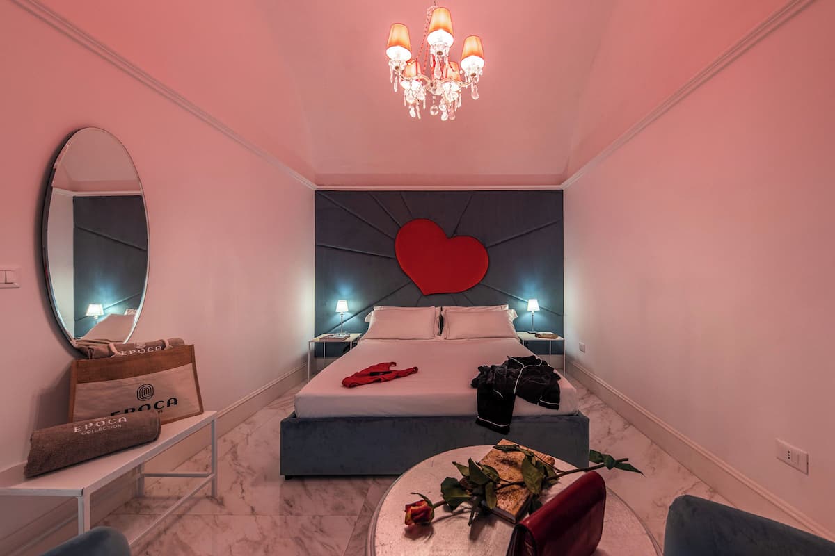 Superior Room, City View | In-room safe, individually decorated, individually furnished, desk