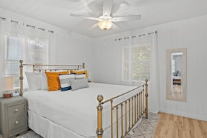 3 bedrooms, WiFi, bed sheets