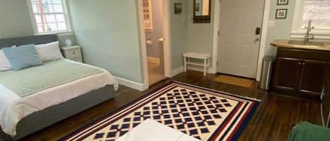 1 bedroom, free WiFi, bed sheets
