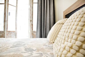 3 chambres, fer et planche à repasser, Wi-Fi, draps fournis