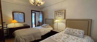 Elegante apartamento con vistas al puerto
