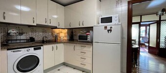 Elegante apartamento con vistas al puerto