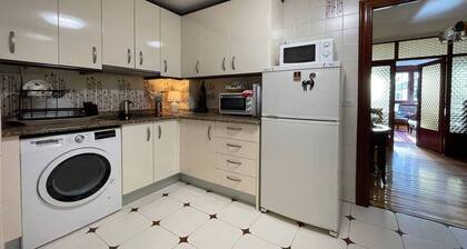Elegante apartamento con vistas al puerto