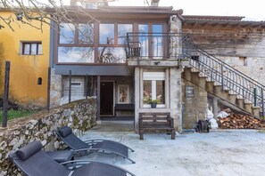 Exterior - El Cason Riva Ruesga (Riva)