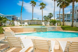Pool - Villa Laguna - Pet Friendly (Port Aransas)