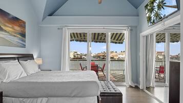 2 bedrooms, individually decorated, individually furnished