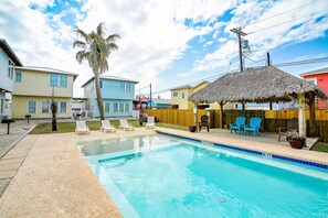 Outdoor pool - Station Street (Port Aransas)