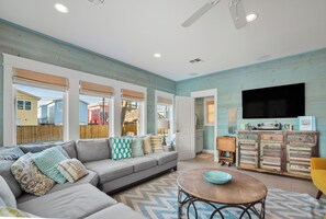 Ferienhaus, Mehrere Betten, Terrasse, Poolblick (Pura Vida) | Wohnbereich